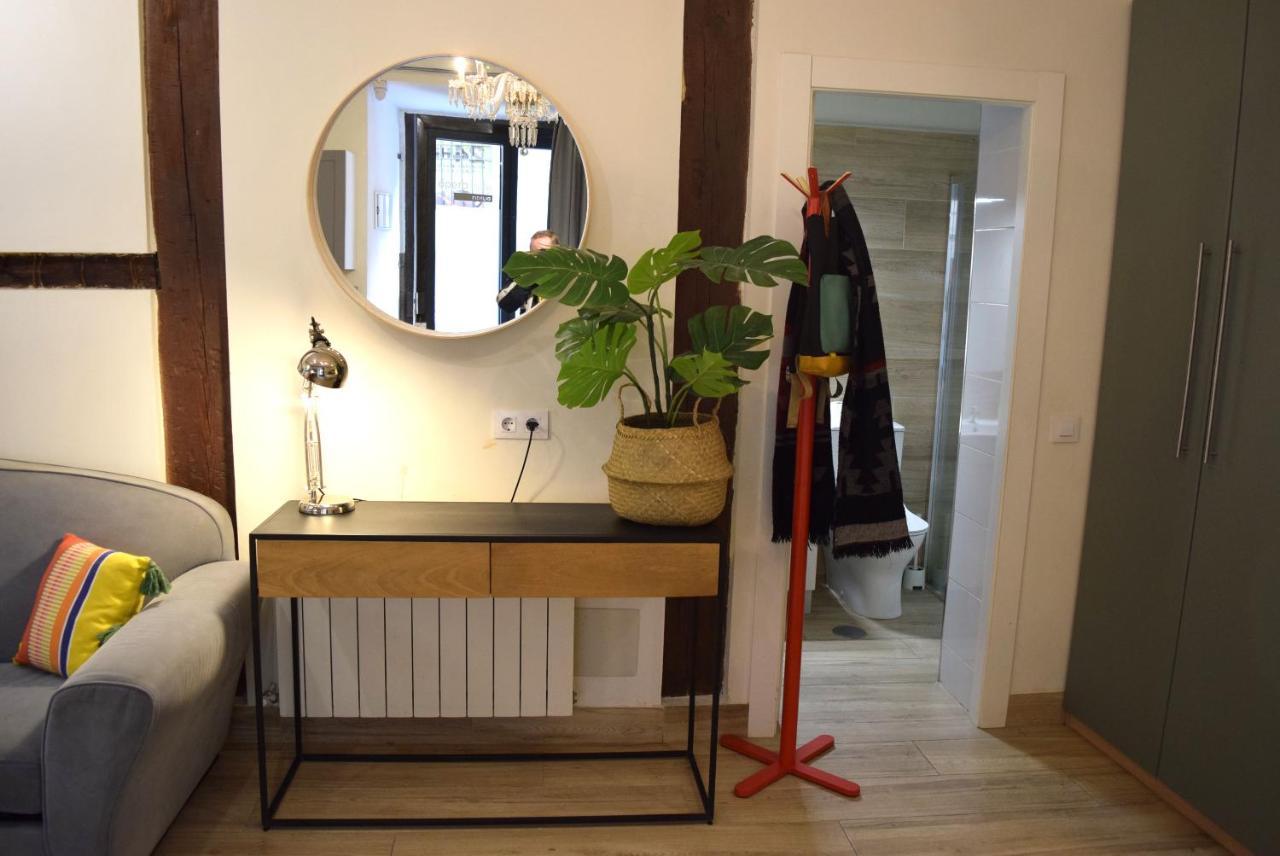 Opera Suites Fidelio , Cozy Studio In The Very Center Of Мадрид Екстериор снимка